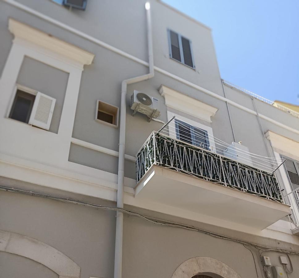 B&B La Reggia Del Sol Trani Exteriör bild
